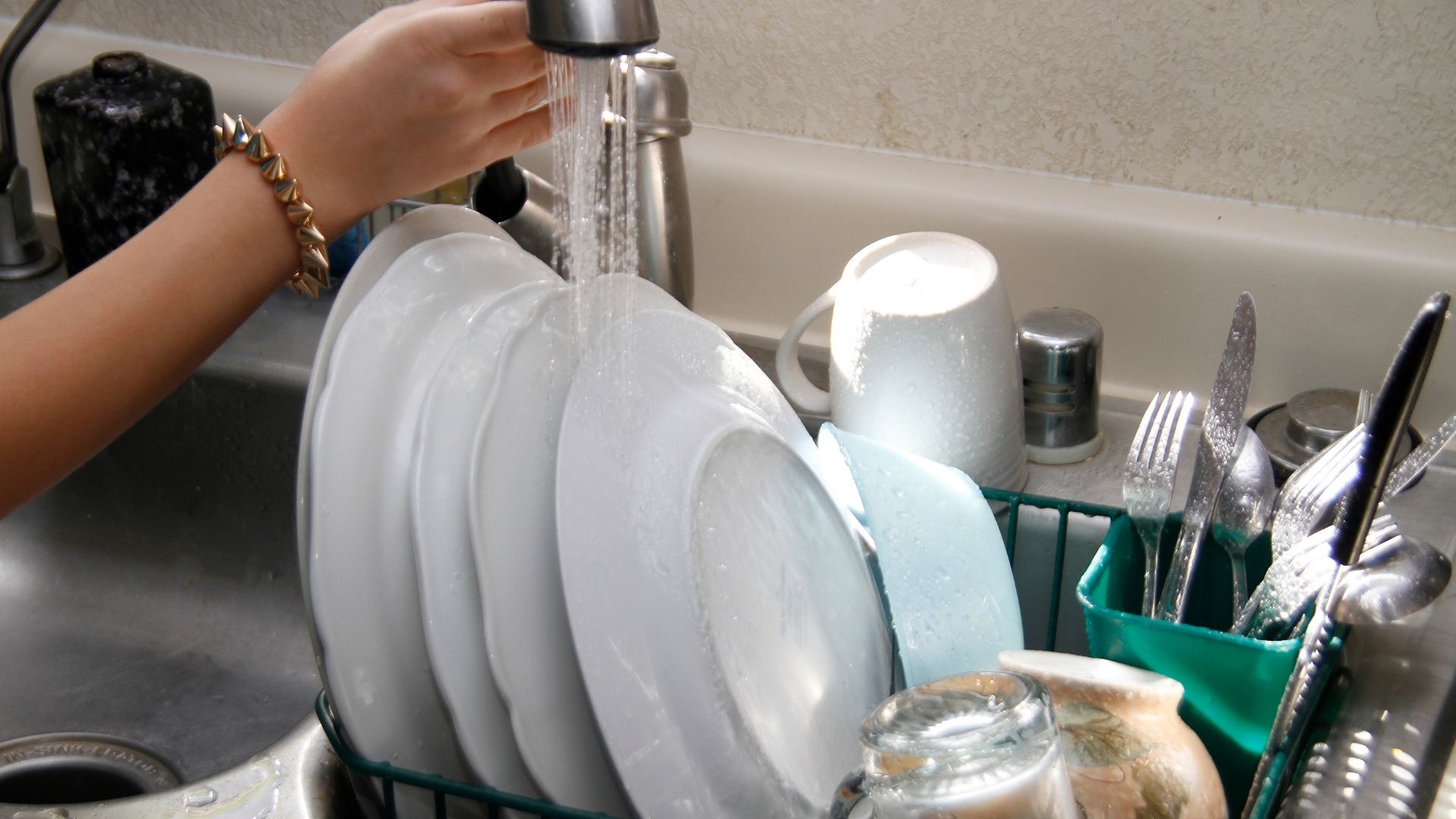 Ankara Barajları Doluyor Ama Kuraklık Bitmedi: Uzmanlar, "Su Zengini Değiliz, Tasarruf Şart" Uyarısı Yaptı