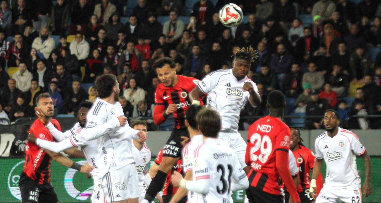 Eryaman’da "Kırmızı" Şok: Gençlerbirliği Beşiktaş Karşısında 10 Kişiyle Direnemedi!