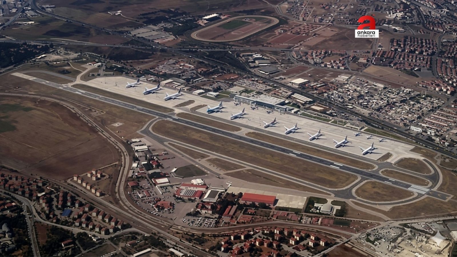Ankara'da Dev Dönüşüm: Etimesgut Havalimanı NATO Zirvesi İçin 15 Haziran'da Açılıyor!
